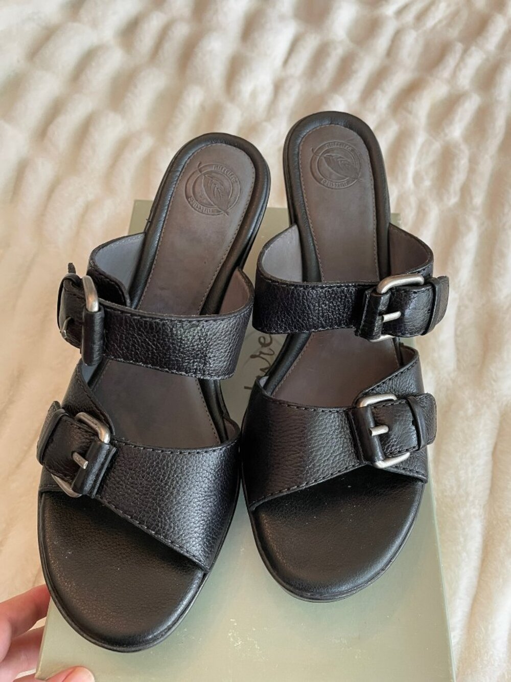 leather heals/sandal - Picture 3 of 5
